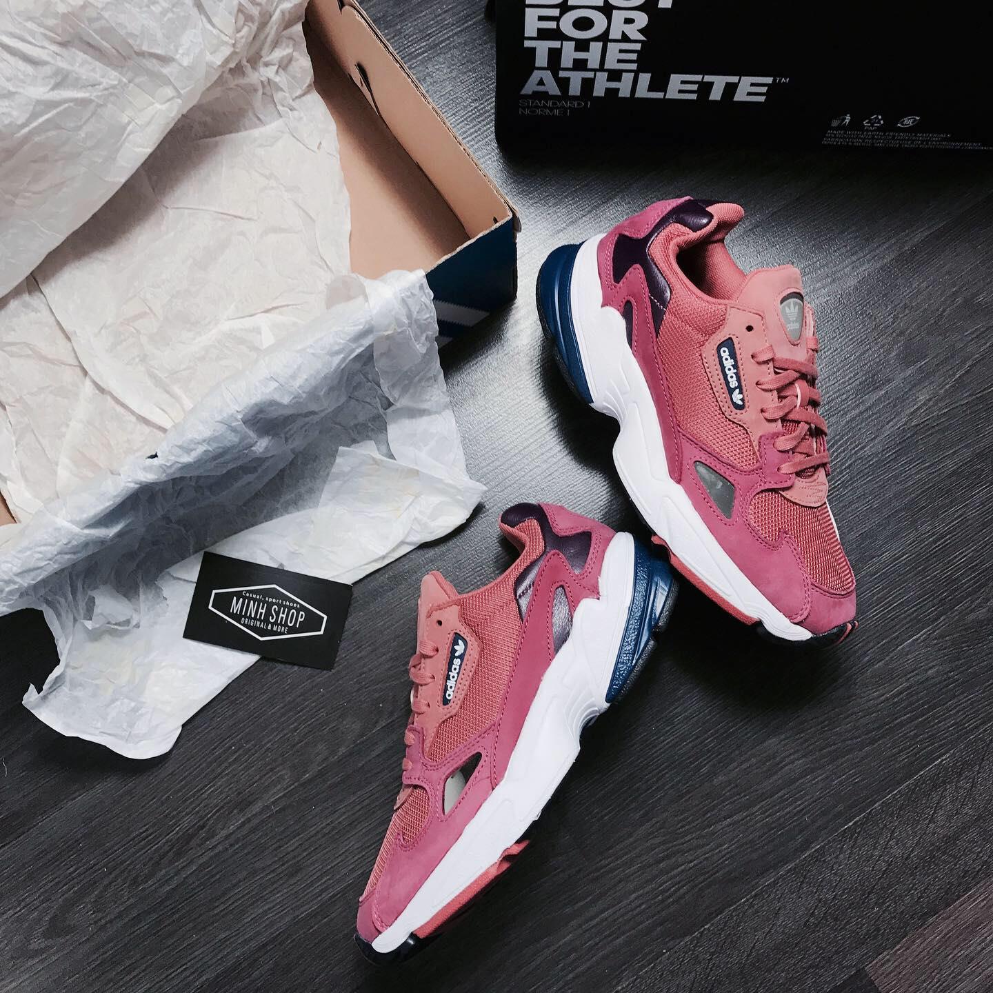 giày thể thao chính hãng, giày nike chính hãng, giày adidas chính hãng, giày newbalance chính hãng, giày converse chính hãng, giày puma chính hãng, giày vans chính hãng, giày asics chính hãng, giày everlast chính hãng, nước hoa chính hãng, ba lô, dép, dép quai ngang