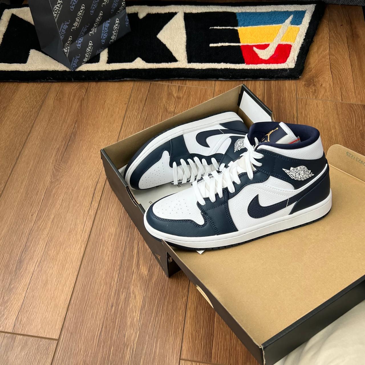 giày thể thao chính hãng, giày nike chính hãng, giày adidas chính hãng, giày newbalance chính hãng, giày converse chính hãng, giày puma chính hãng, giày vans chính hãng, giày asics chính hãng, giày everlast chính hãng, nước hoa chính hãng, ba lô, dép, dép quai ngang