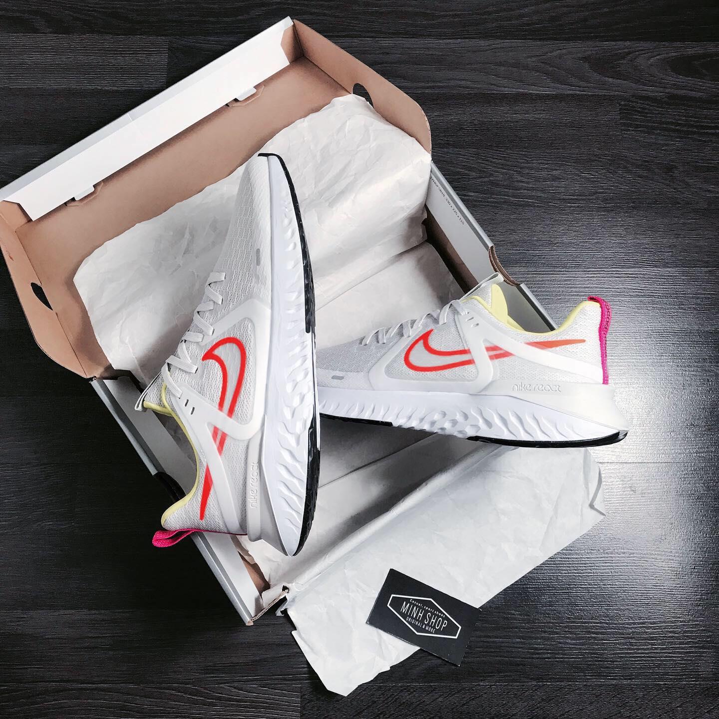 giày thể thao chính hãng, giày nike chính hãng, giày adidas chính hãng, giày newbalance chính hãng, giày converse chính hãng, giày puma chính hãng, giày vans chính hãng, giày asics chính hãng, giày everlast chính hãng, nước hoa chính hãng, ba lô, dép, dép quai ngang