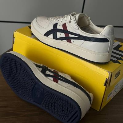 giày thể thao chính hãng, giày nike chính hãng, giày adidas chính hãng, giày newbalance chính hãng, giày converse chính hãng, giày puma chính hãng, giày vans chính hãng, giày asics chính hãng, giày everlast chính hãng, nước hoa chính hãng, ba lô, dép, dép quai ngang