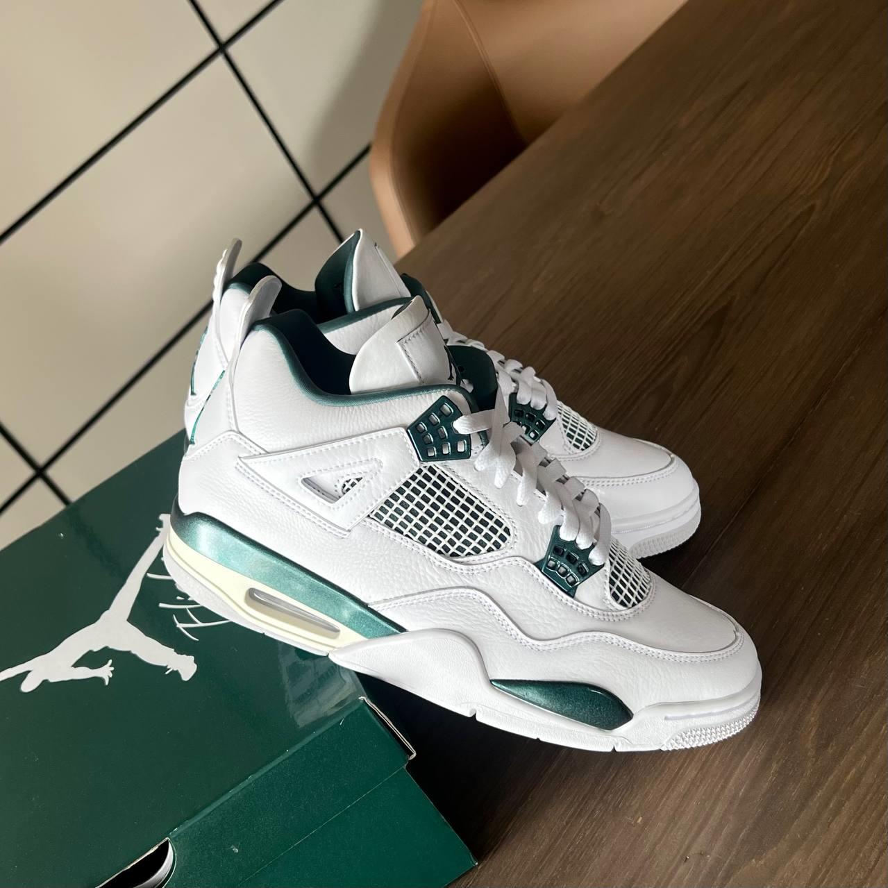 giày thể thao chính hãng, giày nike chính hãng, giày adidas chính hãng, giày newbalance chính hãng, giày converse chính hãng, giày puma chính hãng, giày vans chính hãng, giày asics chính hãng, giày everlast chính hãng, nước hoa chính hãng, ba lô, dép, dép quai ngang