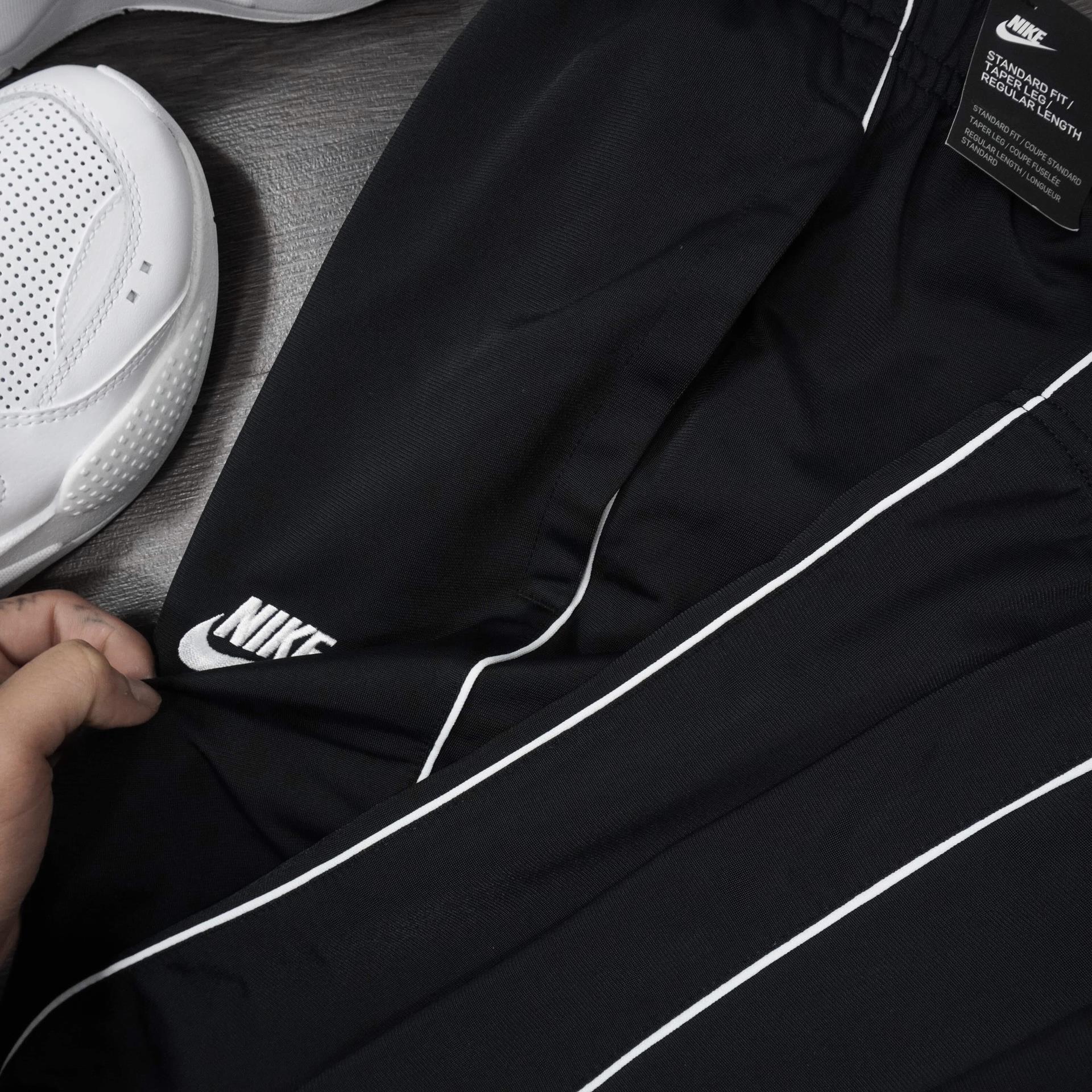 giày thể thao chính hãng, giày nike chính hãng, giày adidas chính hãng, giày newbalance chính hãng, giày converse chính hãng, giày puma chính hãng, giày vans chính hãng, giày asics chính hãng, giày everlast chính hãng, nước hoa chính hãng, ba lô, dép, dép quai ngang