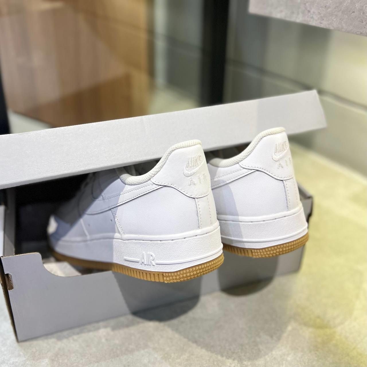 Giày thể thao, Balo thể thao, Nón thể thao, Thương hiệu giày nổi tiếng, Giày Adidas, Giày Nike, Balo Nike, Balo Adidas, Nón Nike, Nón Adidas