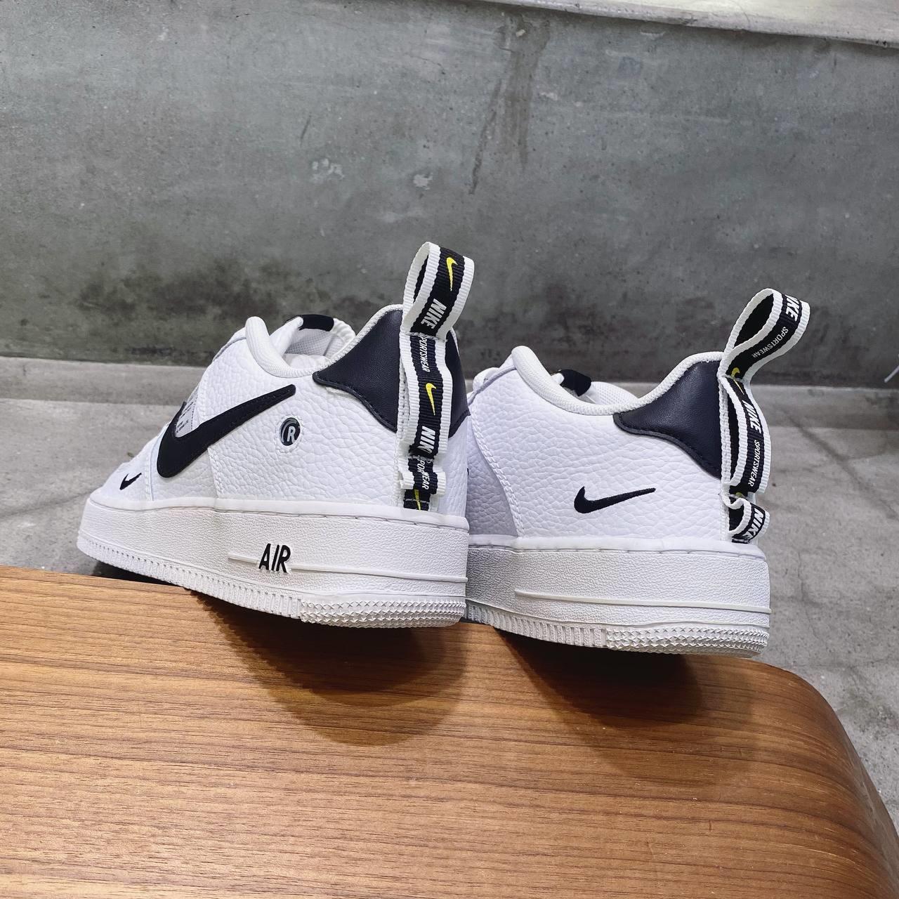 giày thể thao chính hãng, giày nike chính hãng, giày adidas chính hãng, giày newbalance chính hãng, giày converse chính hãng, giày puma chính hãng, giày vans chính hãng, giày asics chính hãng, giày everlast chính hãng, nước hoa chính hãng, ba lô, dép, dép quai ngang