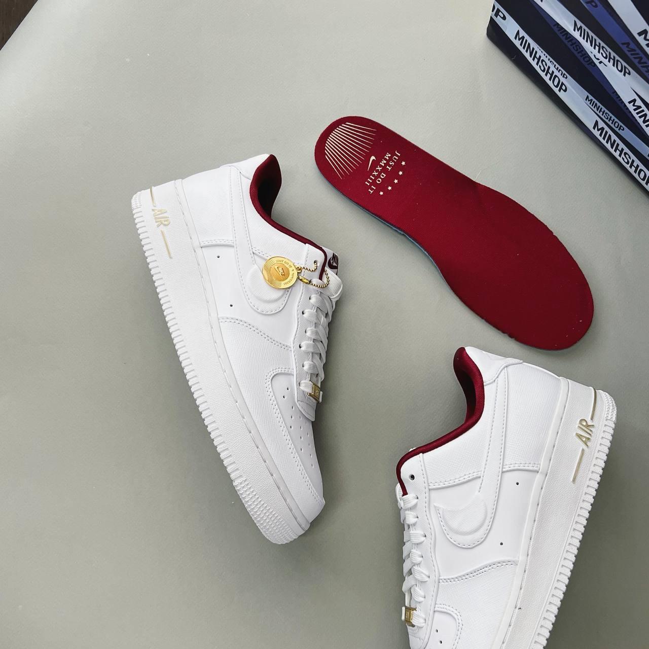 giày thể thao chính hãng, giày nike chính hãng, giày adidas chính hãng, giày newbalance chính hãng, giày converse chính hãng, giày puma chính hãng, giày vans chính hãng, giày asics chính hãng, giày everlast chính hãng, nước hoa chính hãng, ba lô, dép, dép quai ngang