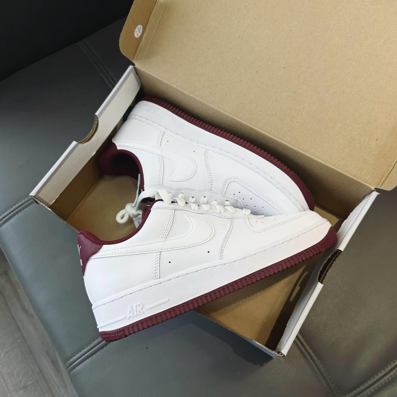 giày thể thao chính hãng, giày nike chính hãng, giày adidas chính hãng, giày newbalance chính hãng, giày converse chính hãng, giày puma chính hãng, giày vans chính hãng, giày asics chính hãng, giày everlast chính hãng, nước hoa chính hãng, ba lô, dép, dép quai ngang