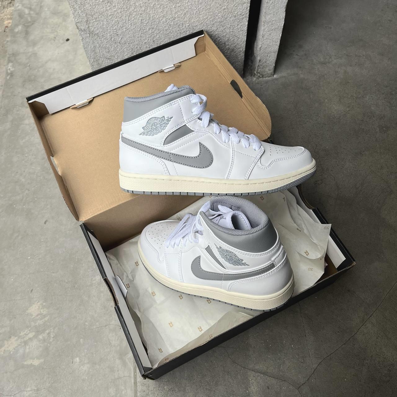 City Culture, hệ thống cửa hàng phân phối chuyên phân phối đồ thể thao, đồng hồ, nước hoa chính hãng, chính ngạch, xách tay từ US, UK, Korea, Japan.