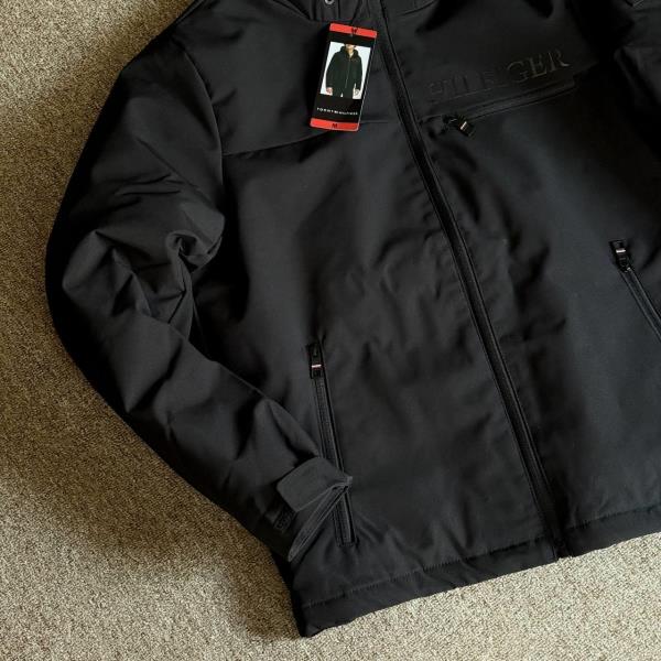 Áo Khoác Tommy Softshell Hoody With Zipper Chest