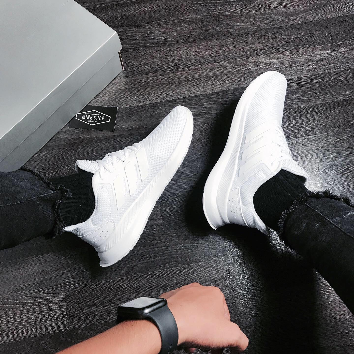 giày thể thao chính hãng, giày nike chính hãng, giày adidas chính hãng, giày newbalance chính hãng, giày converse chính hãng, giày puma chính hãng, giày vans chính hãng, giày asics chính hãng, giày everlast chính hãng, nước hoa chính hãng, ba lô, dép, dép quai ngang