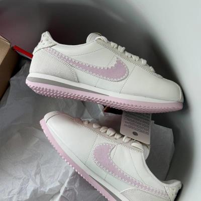 Giày Nike Cortez WMNS Valentine’s Day "White Light Pink" [HV6012 161]