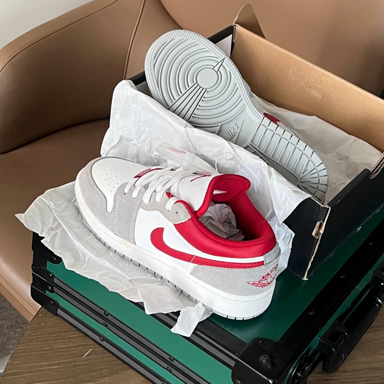 giày thể thao chính hãng, giày nike chính hãng, giày adidas chính hãng, giày newbalance chính hãng, giày converse chính hãng, giày puma chính hãng, giày vans chính hãng, giày asics chính hãng, giày everlast chính hãng, nước hoa chính hãng, ba lô, dép, dép quai ngang