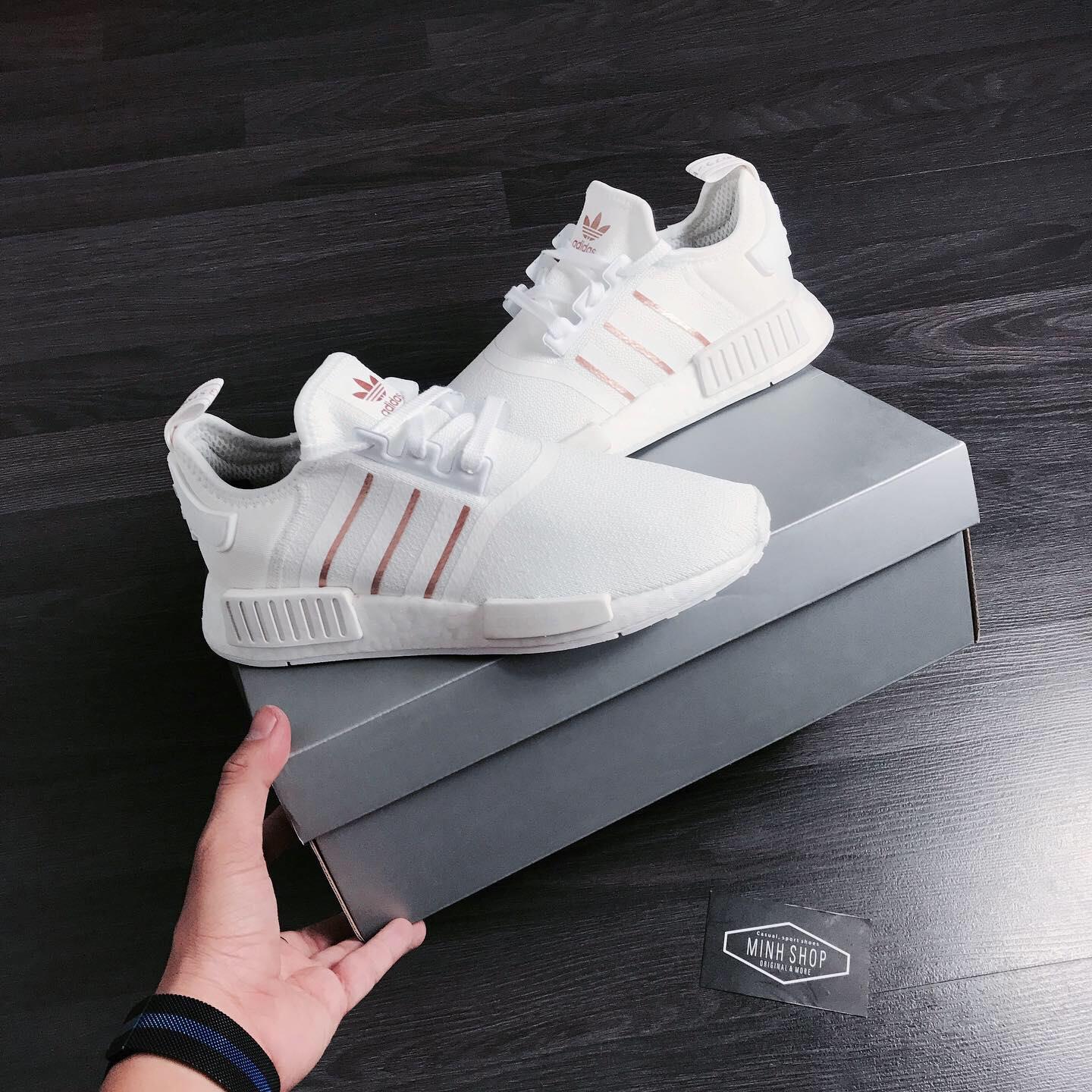 giày thể thao chính hãng, giày nike chính hãng, giày adidas chính hãng, giày newbalance chính hãng, giày converse chính hãng, giày puma chính hãng, giày vans chính hãng, giày asics chính hãng, giày everlast chính hãng, nước hoa chính hãng, ba lô, dép, dép quai ngang