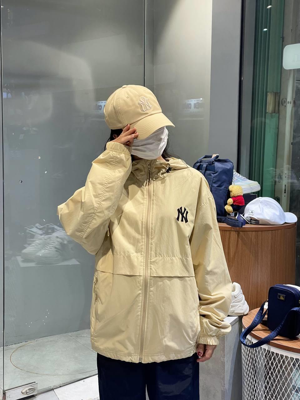 Giày thể thao, Balo thể thao, Nón thể thao, Thương hiệu giày nổi tiếng, Giày Adidas, Giày Nike, Balo Nike, Balo Adidas, Nón Nike, Nón Adidas