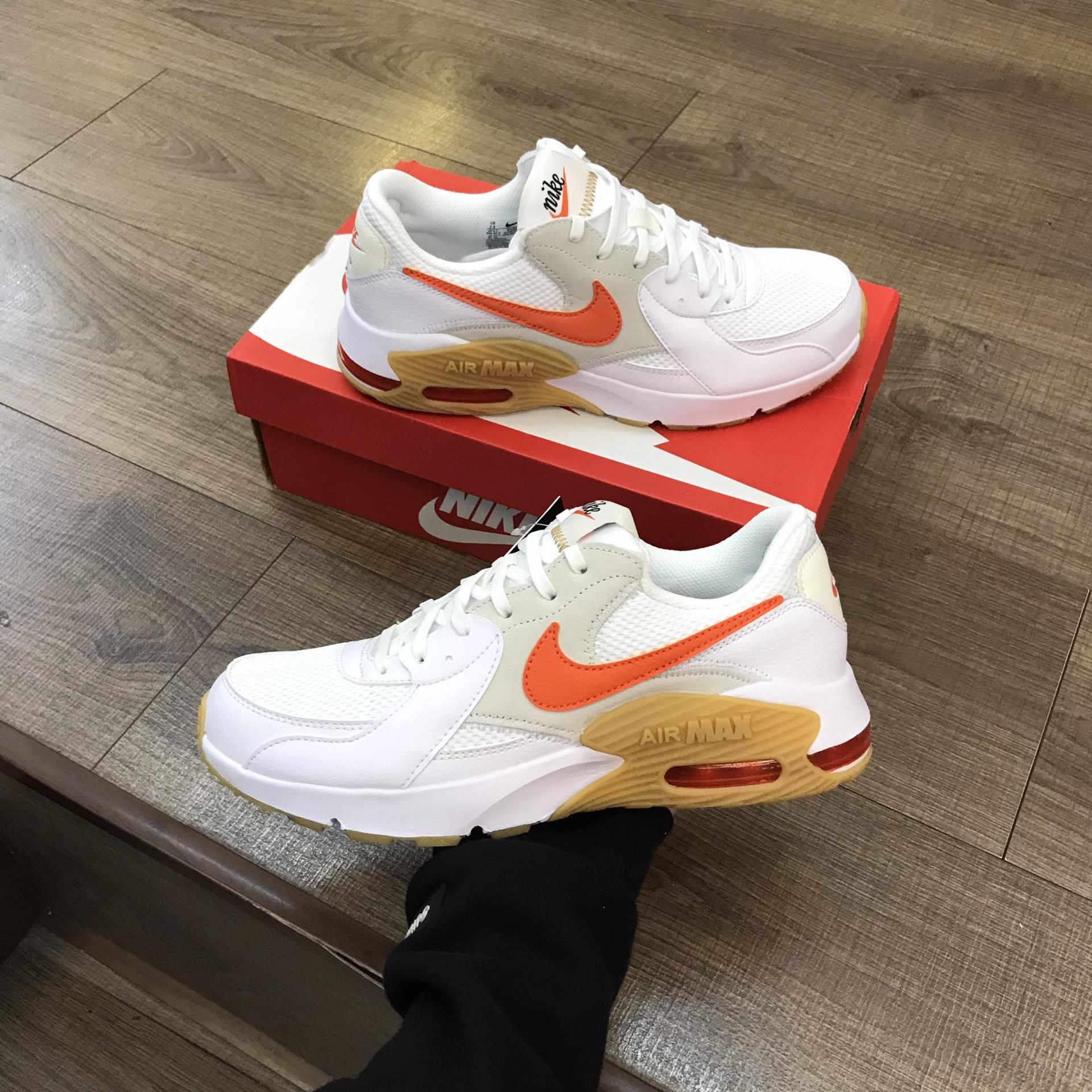 giày thể thao chính hãng, giày nike chính hãng, giày adidas chính hãng, giày newbalance chính hãng, giày converse chính hãng, giày puma chính hãng, giày vans chính hãng, giày asics chính hãng, giày everlast chính hãng, nước hoa chính hãng, ba lô, dép, dép quai ngang