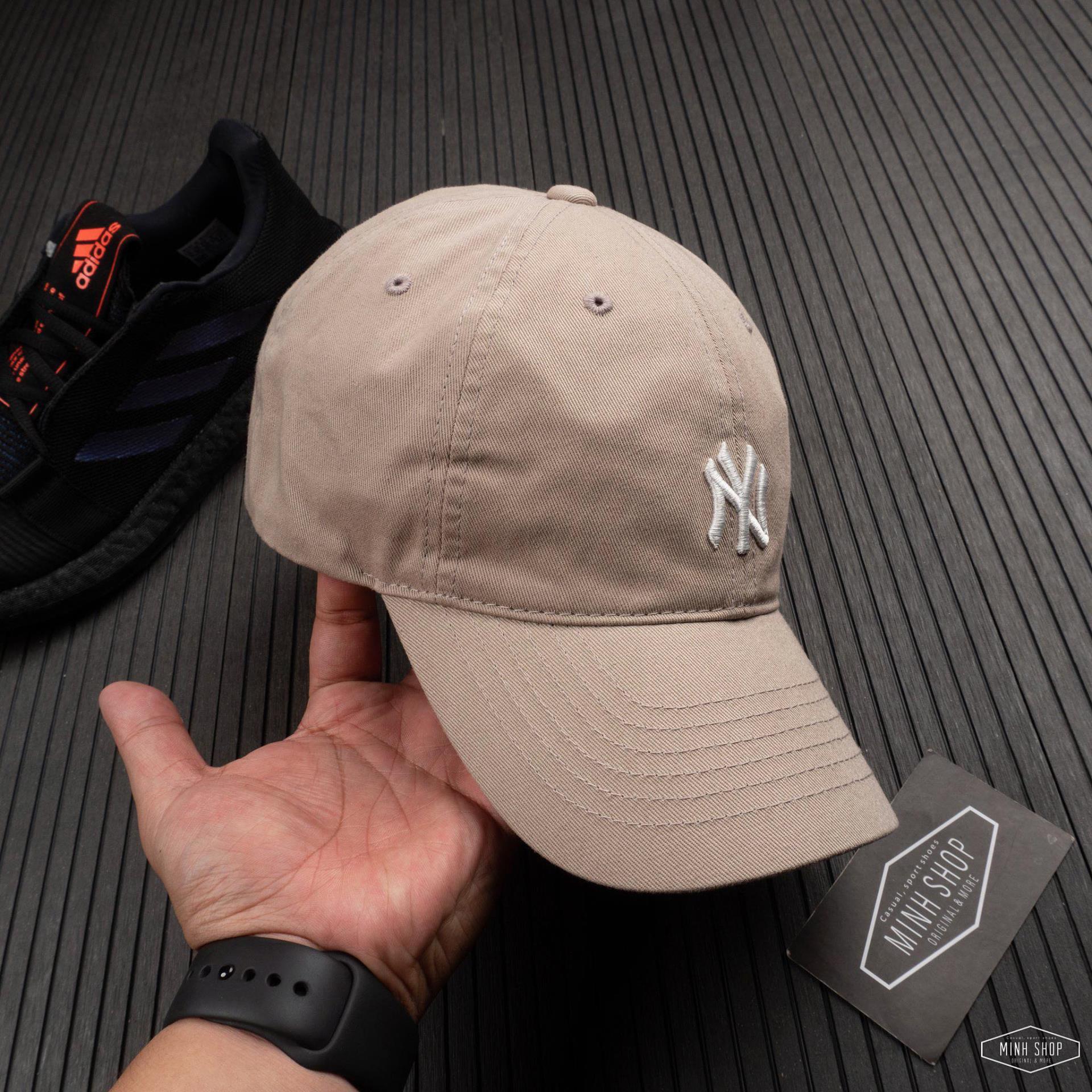 giày thể thao chính hãng, giày nike chính hãng, giày adidas chính hãng, giày newbalance chính hãng, giày converse chính hãng, giày puma chính hãng, giày vans chính hãng, giày asics chính hãng, giày everlast chính hãng, nước hoa chính hãng, ba lô, dép, dép quai ngang