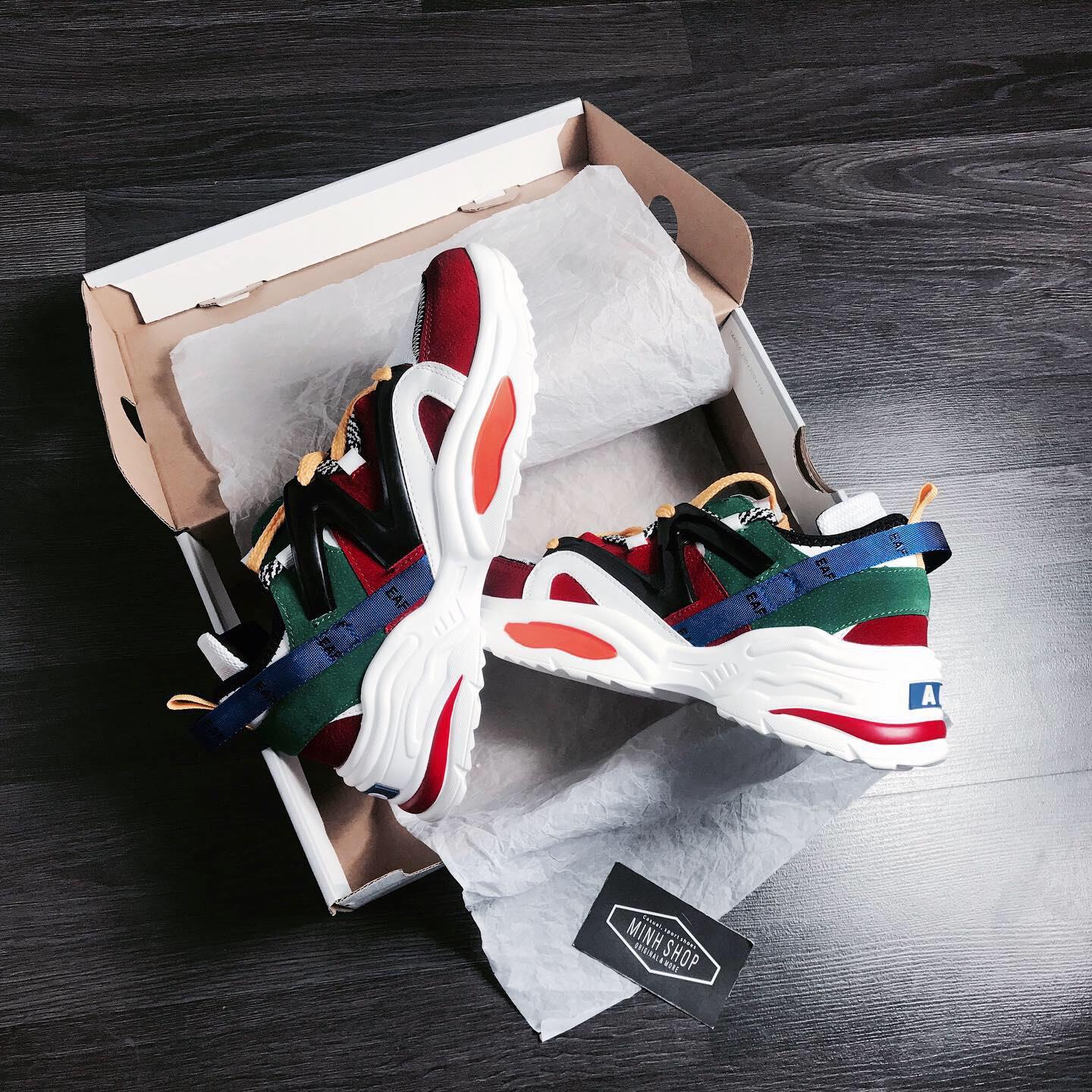 giày thể thao chính hãng, giày nike chính hãng, giày adidas chính hãng, giày newbalance chính hãng, giày converse chính hãng, giày puma chính hãng, giày vans chính hãng, giày asics chính hãng, giày everlast chính hãng, nước hoa chính hãng, ba lô, dép, dép quai ngang