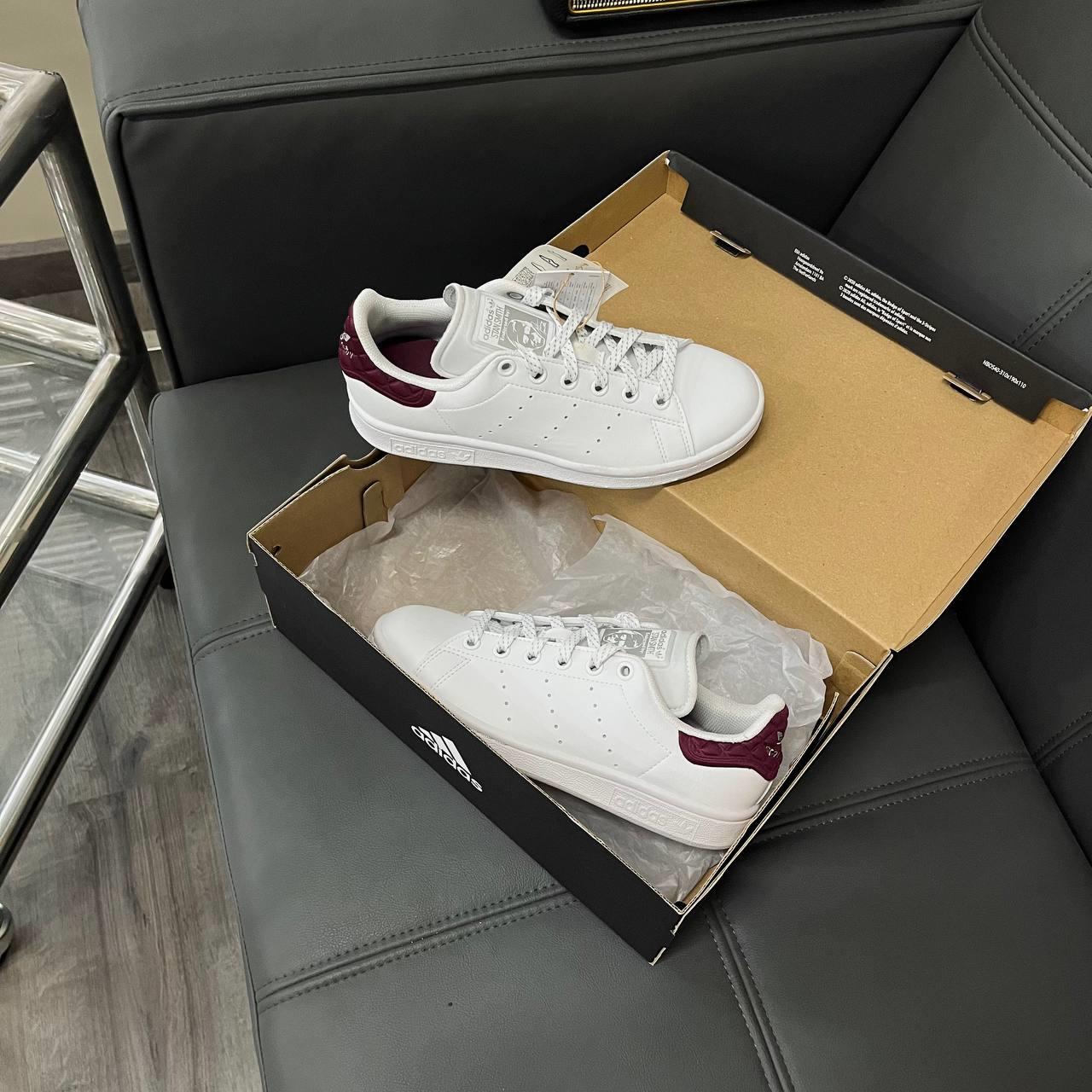 giày thể thao chính hãng, giày nike chính hãng, giày adidas chính hãng, giày newbalance chính hãng, giày converse chính hãng, giày puma chính hãng, giày vans chính hãng, giày asics chính hãng, giày everlast chính hãng, nước hoa chính hãng, ba lô, dép, dép quai ngang