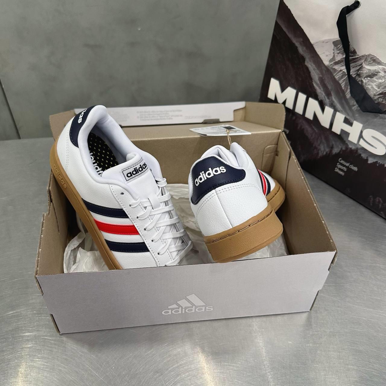 giày thể thao chính hãng, giày nike chính hãng, giày adidas chính hãng, giày newbalance chính hãng, giày converse chính hãng, giày puma chính hãng, giày vans chính hãng, giày asics chính hãng, giày everlast chính hãng, nước hoa chính hãng, ba lô, dép, dép quai ngang