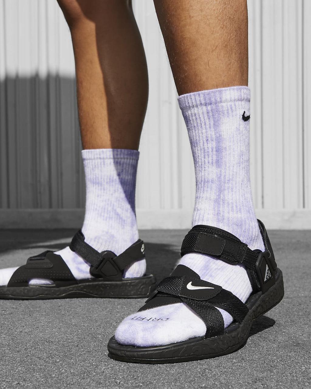 Giày thể thao, Balo thể thao, Nón thể thao, Thương hiệu giày nổi tiếng, Giày Adidas, Giày Nike, Balo Nike, Balo Adidas, Nón Nike, Nón Adidas