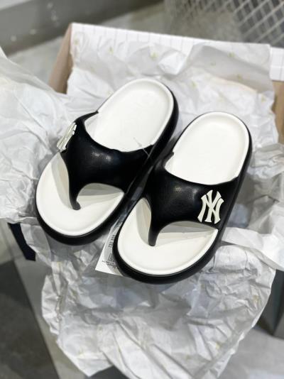 20037 - Dép MLB Base Flip-flop New York Yankees 'BLACK'