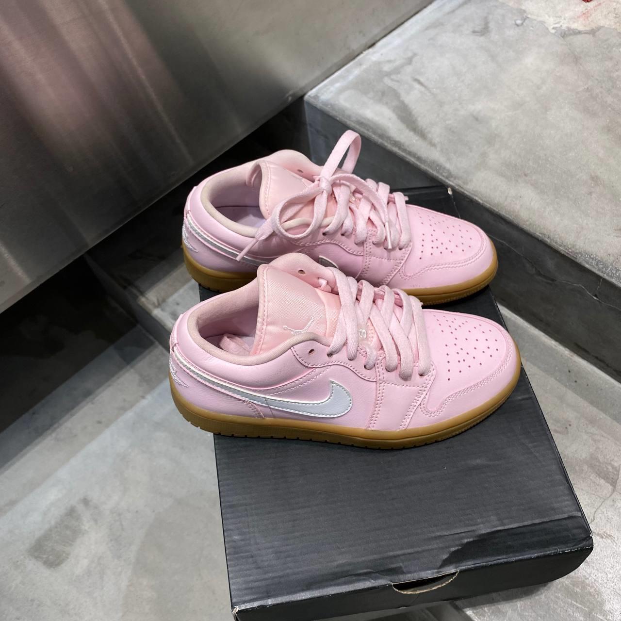 giày thể thao chính hãng, giày nike chính hãng, giày adidas chính hãng, giày newbalance chính hãng, giày converse chính hãng, giày puma chính hãng, giày vans chính hãng, giày asics chính hãng, giày everlast chính hãng, nước hoa chính hãng, ba lô, dép, dép quai ngang
