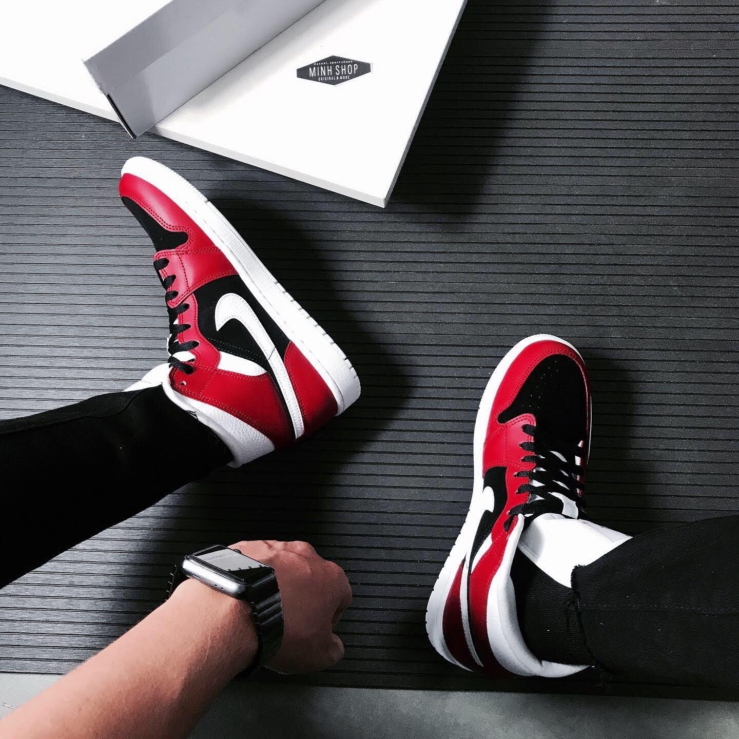 giày thể thao chính hãng, giày nike chính hãng, giày adidas chính hãng, giày newbalance chính hãng, giày converse chính hãng, giày puma chính hãng, giày vans chính hãng, giày asics chính hãng, giày everlast chính hãng, nước hoa chính hãng, ba lô, dép, dép quai ngang