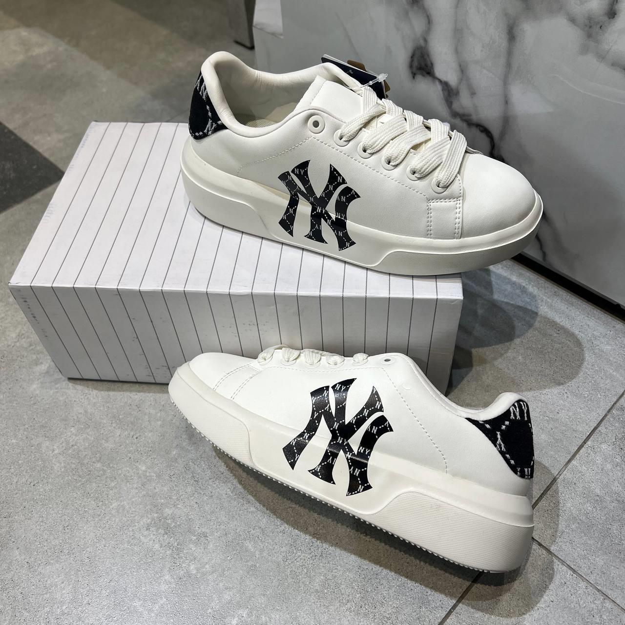Giày thể thao, Balo thể thao, Nón thể thao, Thương hiệu giày nổi tiếng, Giày Adidas, Giày Nike, Balo Nike, Balo Adidas, Nón Nike, Nón Adidas