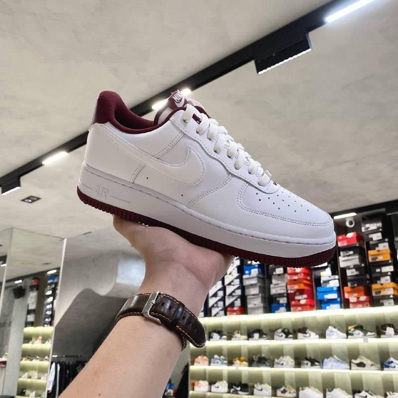 giày thể thao chính hãng, giày nike chính hãng, giày adidas chính hãng, giày newbalance chính hãng, giày converse chính hãng, giày puma chính hãng, giày vans chính hãng, giày asics chính hãng, giày everlast chính hãng, nước hoa chính hãng, ba lô, dép, dép quai ngang
