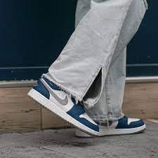 City Culture, hệ thống cửa hàng phân phối chuyên phân phối đồ thể thao, đồng hồ, nước hoa chính hãng, chính ngạch, xách tay từ US, UK, Korea, Japan.