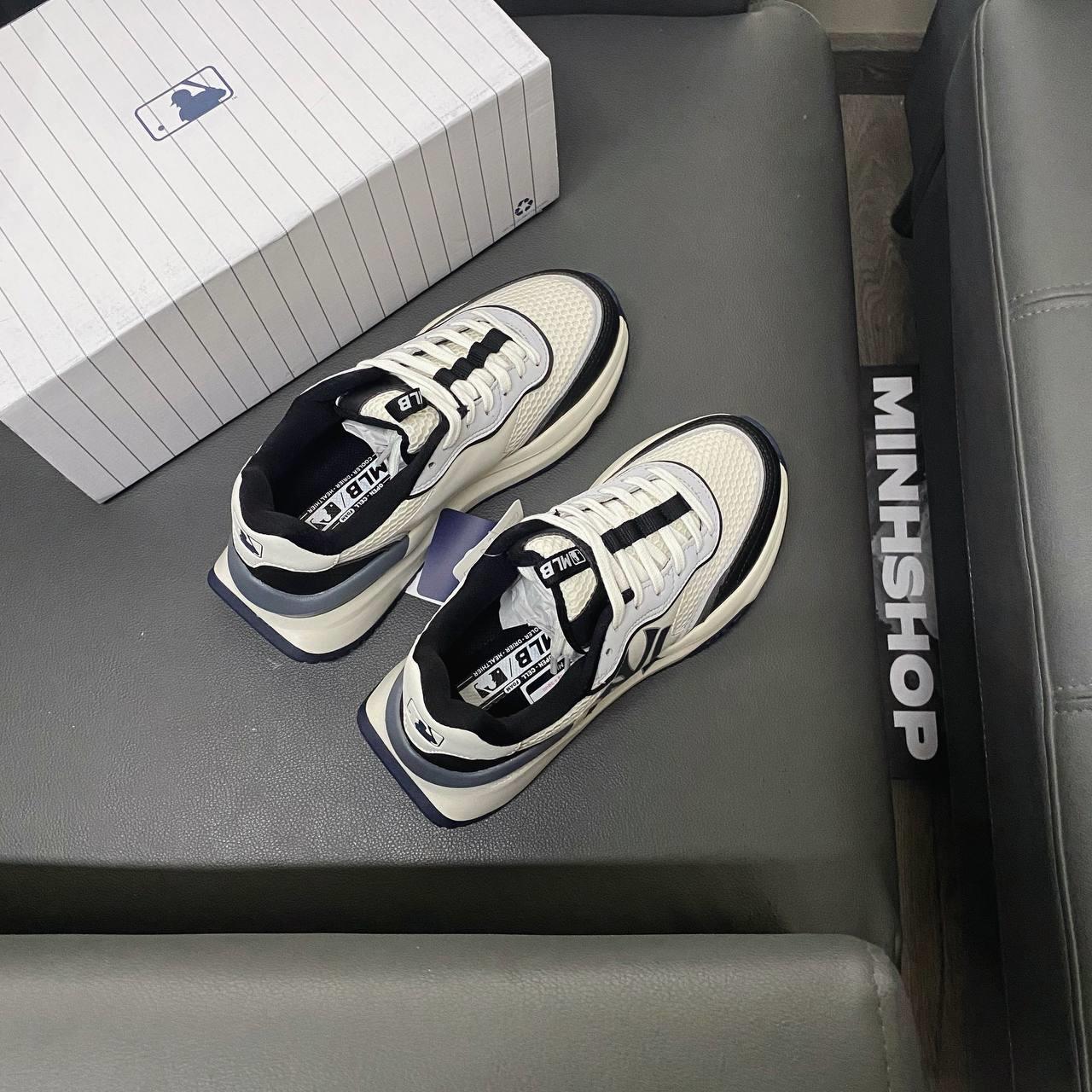 City Culture, hệ thống cửa hàng phân phối chuyên phân phối đồ thể thao, đồng hồ, nước hoa chính hãng, chính ngạch, xách tay từ US, UK, Korea, Japan.