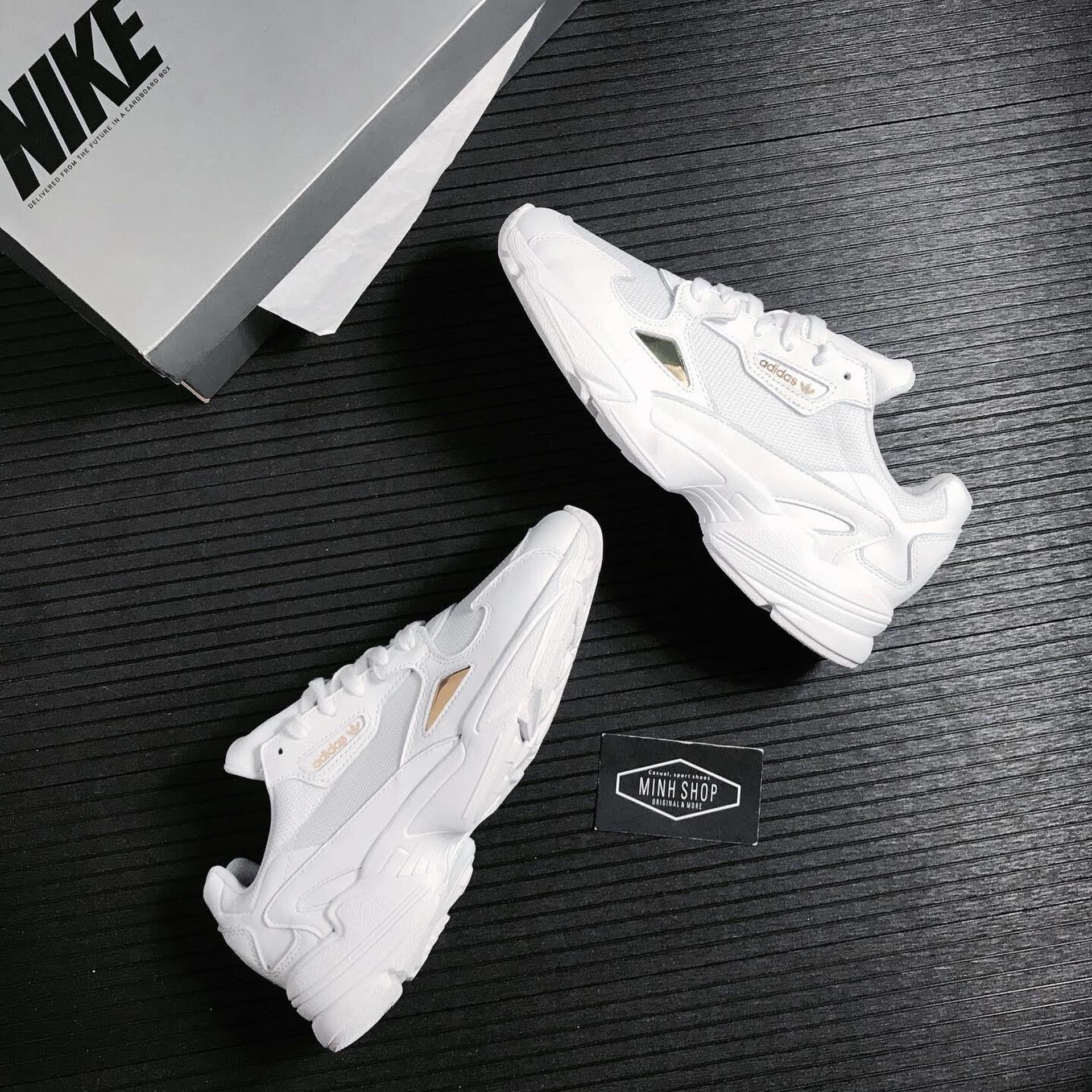 giày thể thao chính hãng, giày nike chính hãng, giày adidas chính hãng, giày newbalance chính hãng, giày converse chính hãng, giày puma chính hãng, giày vans chính hãng, giày asics chính hãng, giày everlast chính hãng, nước hoa chính hãng, ba lô, dép, dép quai ngang