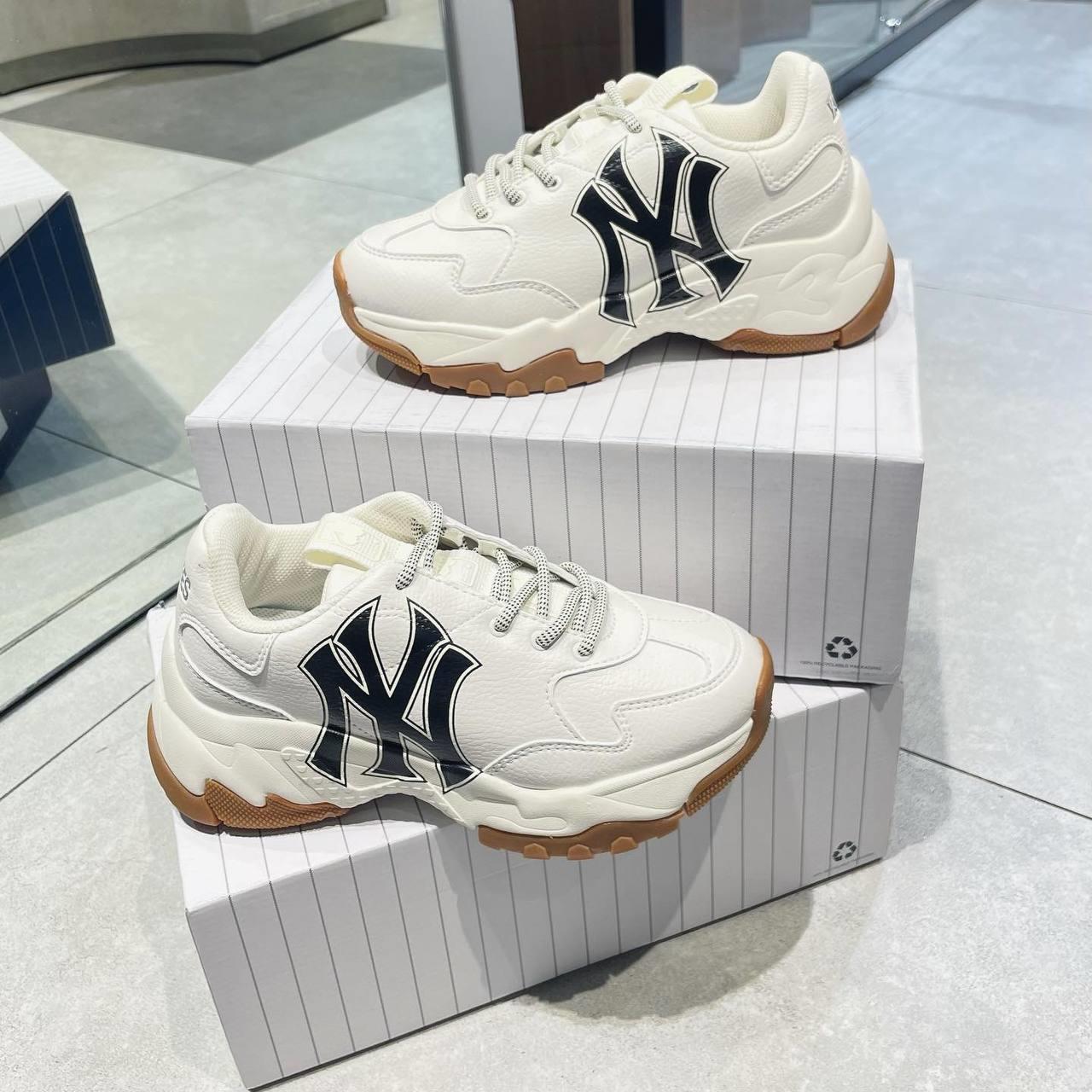 Giày thể thao, Balo thể thao, Nón thể thao, Thương hiệu giày nổi tiếng, Giày Adidas, Giày Nike, Balo Nike, Balo Adidas, Nón Nike, Nón Adidas