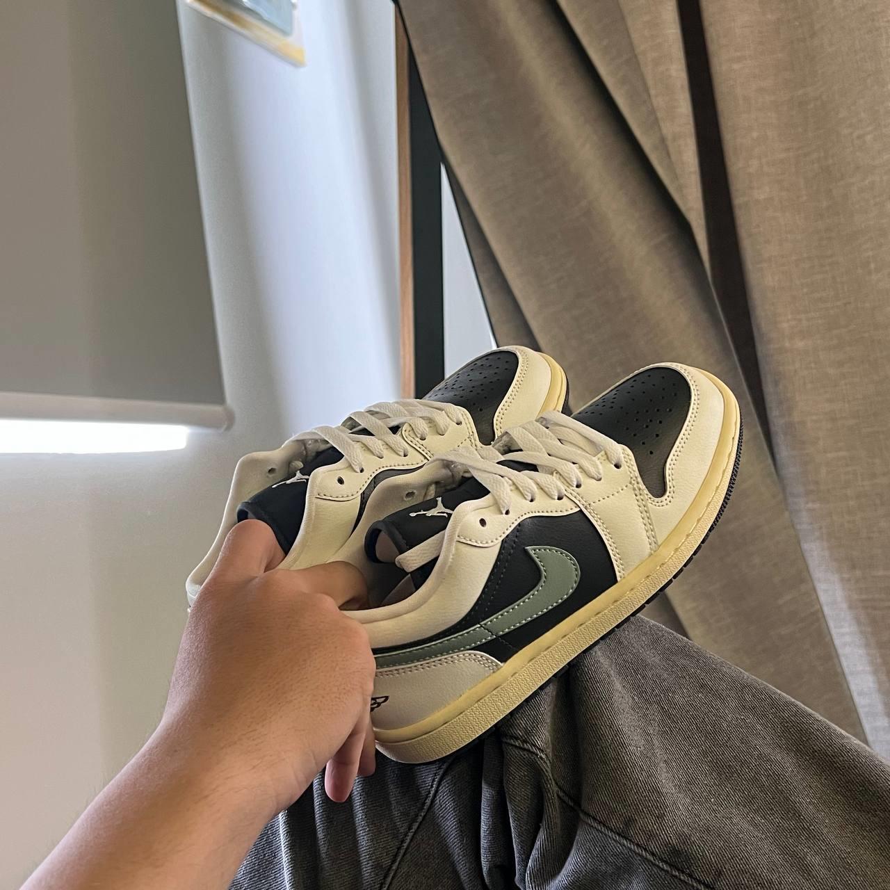 giày thể thao chính hãng, giày nike chính hãng, giày adidas chính hãng, giày newbalance chính hãng, giày converse chính hãng, giày puma chính hãng, giày vans chính hãng, giày asics chính hãng, giày everlast chính hãng, nước hoa chính hãng, ba lô, dép, dép quai ngang