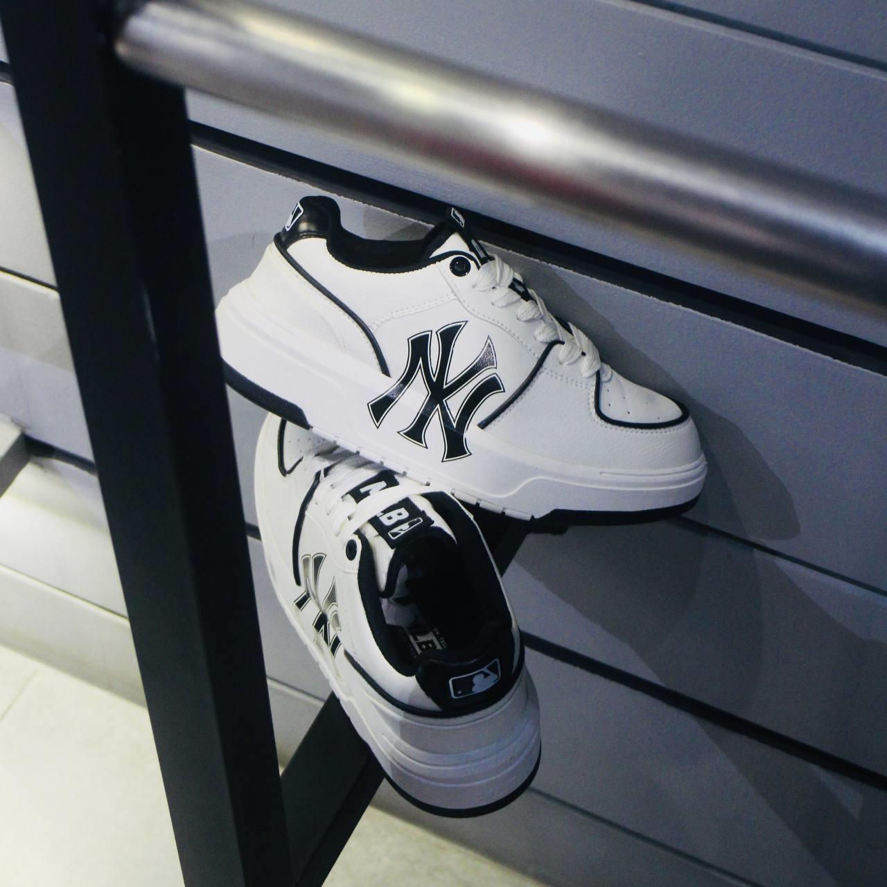 Giày thể thao, Balo thể thao, Nón thể thao, Thương hiệu giày nổi tiếng, Giày Adidas, Giày Nike, Balo Nike, Balo Adidas, Nón Nike, Nón Adidas