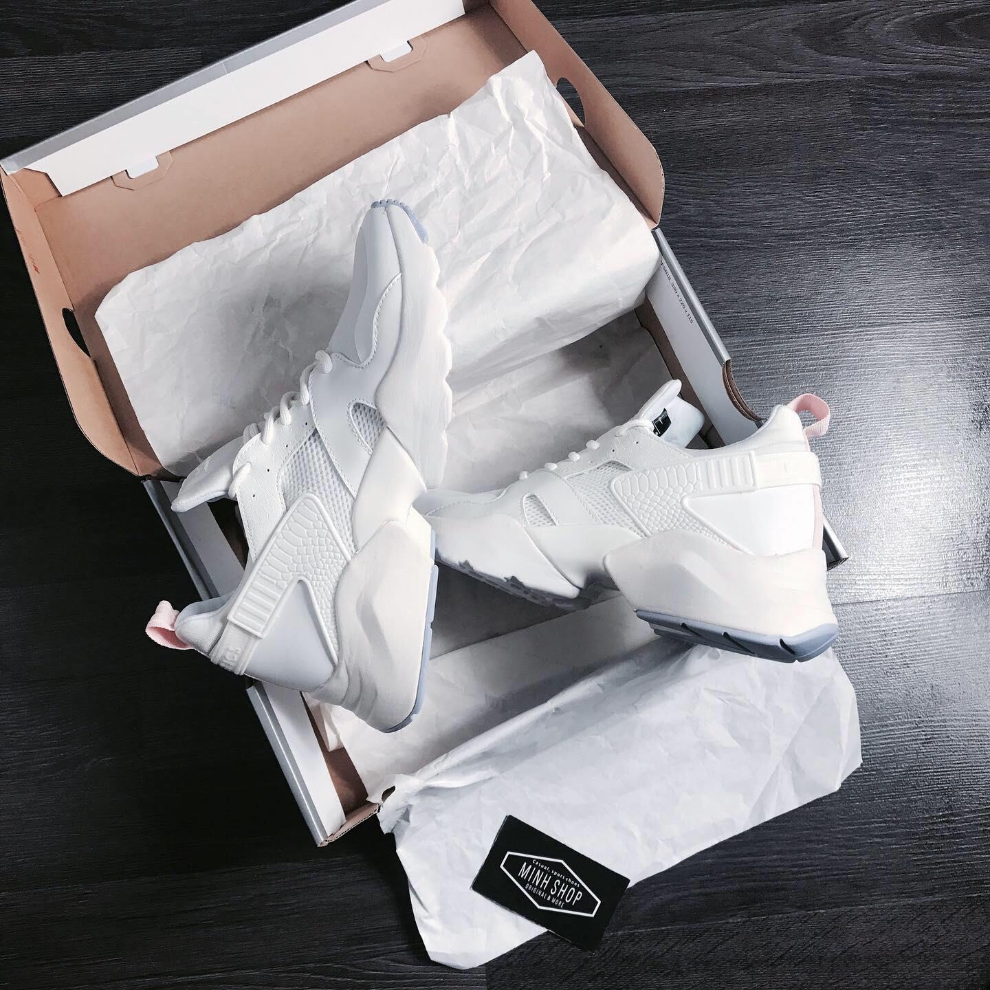 giày thể thao chính hãng, giày nike chính hãng, giày adidas chính hãng, giày newbalance chính hãng, giày converse chính hãng, giày puma chính hãng, giày vans chính hãng, giày asics chính hãng, giày everlast chính hãng, nước hoa chính hãng, ba lô, dép, dép quai ngang