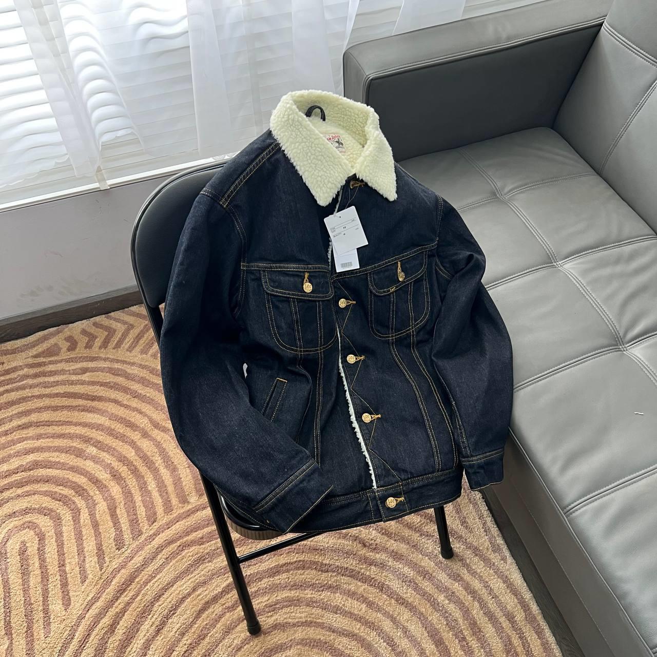 City Culture, hệ thống cửa hàng phân phối chuyên phân phối đồ thể thao, đồng hồ, nước hoa chính hãng, chính ngạch, xách tay từ US, UK, Korea, Japan.