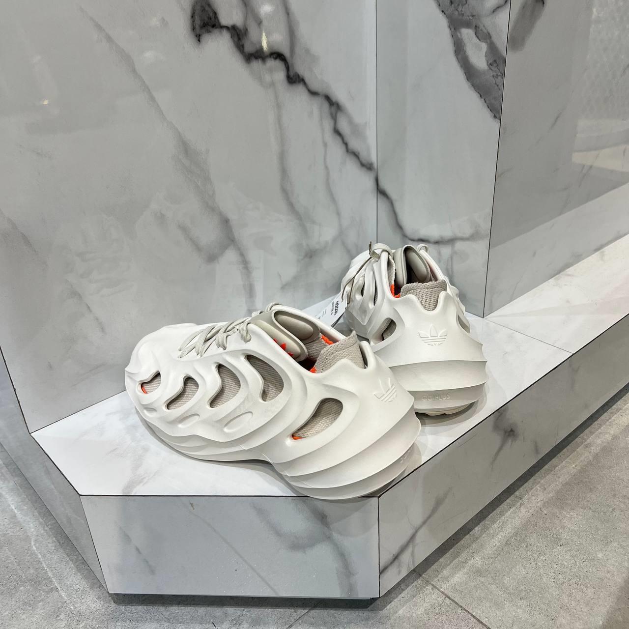 Giày thể thao, Balo thể thao, Nón thể thao, Thương hiệu giày nổi tiếng, Giày Adidas, Giày Nike, Balo Nike, Balo Adidas, Nón Nike, Nón Adidas