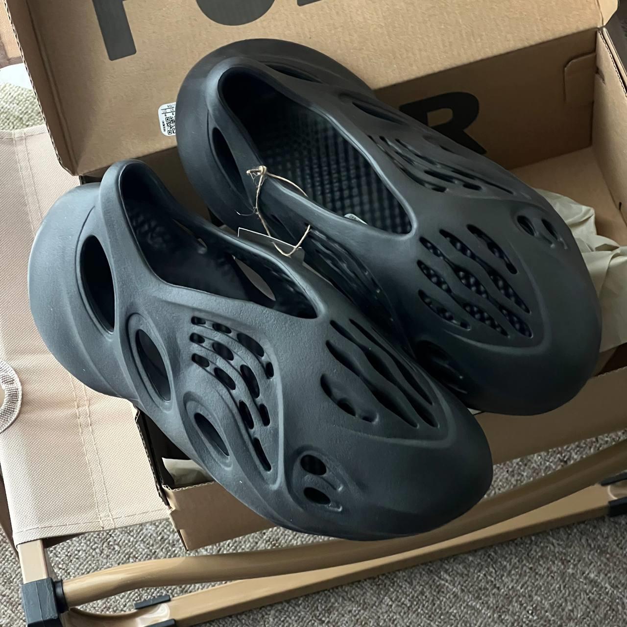 giày thể thao chính hãng, giày nike chính hãng, giày adidas chính hãng, giày newbalance chính hãng, giày converse chính hãng, giày puma chính hãng, giày vans chính hãng, giày asics chính hãng, giày everlast chính hãng, nước hoa chính hãng, ba lô, dép, dép quai ngang