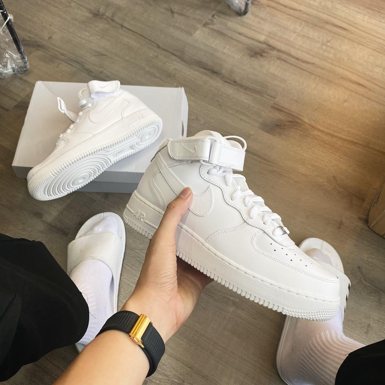 giày thể thao chính hãng, giày nike chính hãng, giày adidas chính hãng, giày newbalance chính hãng, giày converse chính hãng, giày puma chính hãng, giày vans chính hãng, giày asics chính hãng, giày everlast chính hãng, nước hoa chính hãng, ba lô, dép, dép quai ngang