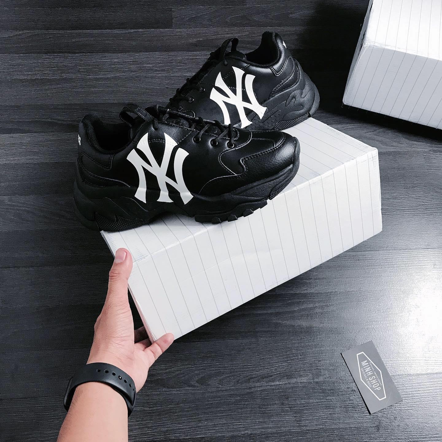 giày thể thao chính hãng, giày nike chính hãng, giày adidas chính hãng, giày newbalance chính hãng, giày converse chính hãng, giày puma chính hãng, giày vans chính hãng, giày asics chính hãng, giày everlast chính hãng, nước hoa chính hãng, ba lô, dép, dép quai ngang