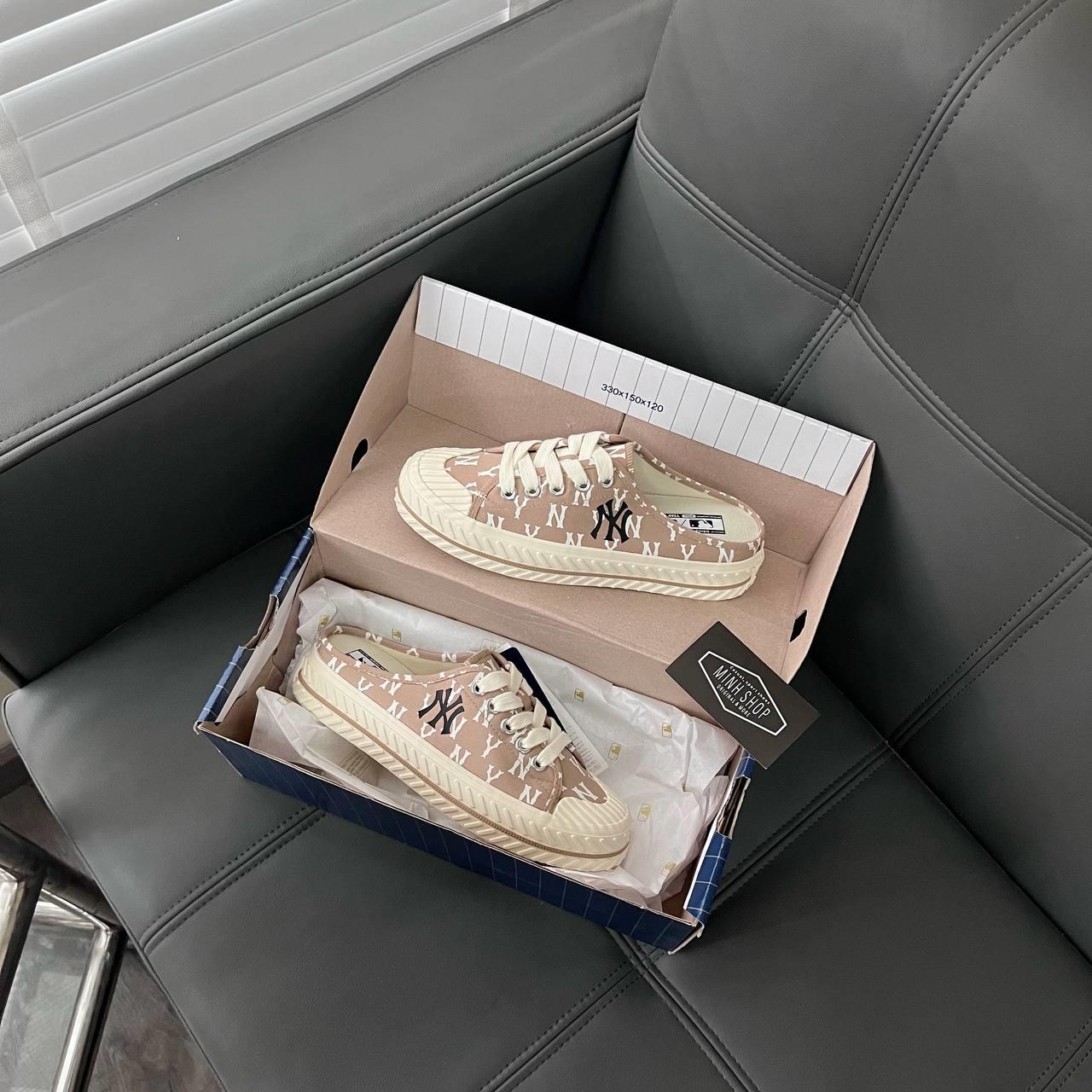 giày thể thao chính hãng, giày nike chính hãng, giày adidas chính hãng, giày newbalance chính hãng, giày converse chính hãng, giày puma chính hãng, giày vans chính hãng, giày asics chính hãng, giày everlast chính hãng, nước hoa chính hãng, ba lô, dép, dép quai ngang