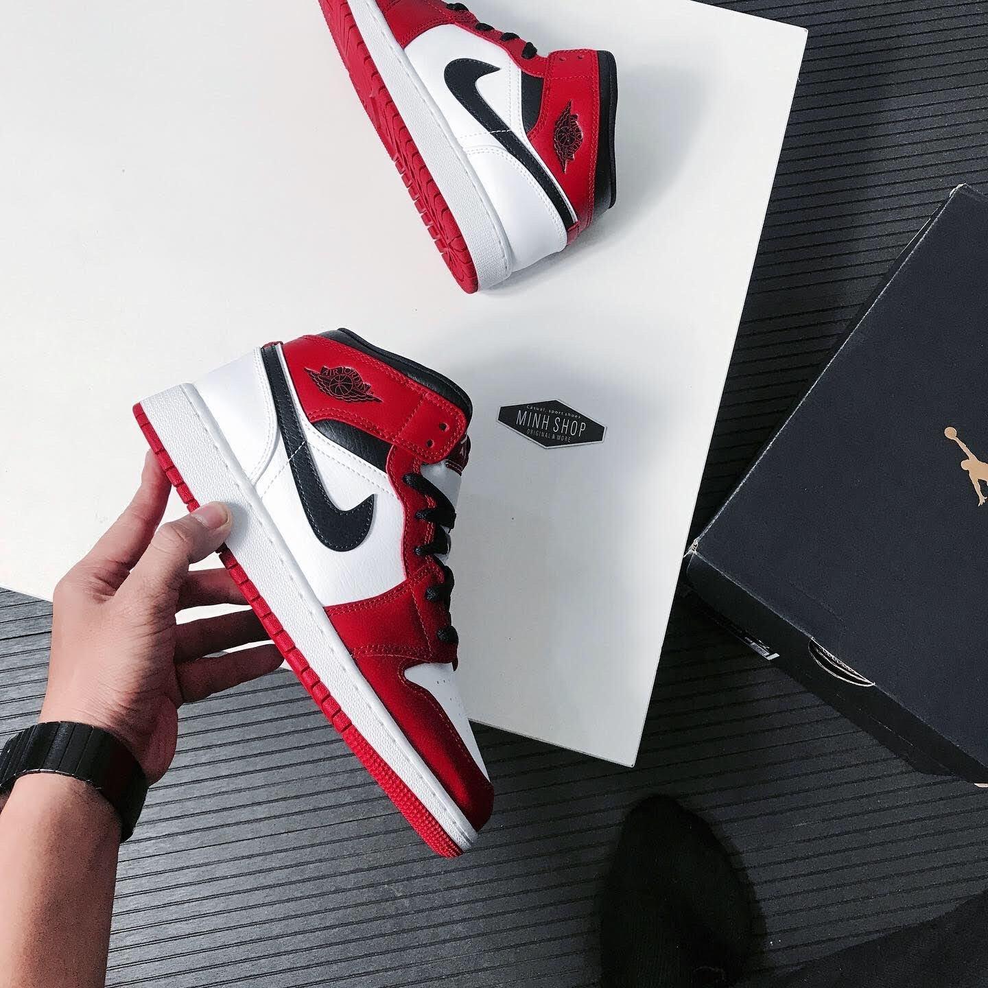 giày thể thao chính hãng, giày nike chính hãng, giày adidas chính hãng, giày newbalance chính hãng, giày converse chính hãng, giày puma chính hãng, giày vans chính hãng, giày asics chính hãng, giày everlast chính hãng, nước hoa chính hãng, ba lô, dép, dép quai ngang