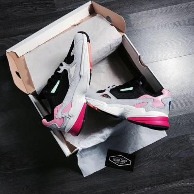 giày thể thao chính hãng, giày nike chính hãng, giày adidas chính hãng, giày newbalance chính hãng, giày converse chính hãng, giày puma chính hãng, giày vans chính hãng, giày asics chính hãng, giày everlast chính hãng, nước hoa chính hãng, ba lô, dép, dép quai ngang