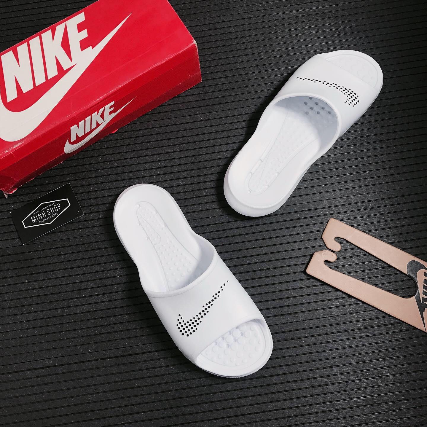 giày thể thao chính hãng, giày nike chính hãng, giày adidas chính hãng, giày newbalance chính hãng, giày converse chính hãng, giày puma chính hãng, giày vans chính hãng, giày asics chính hãng, giày everlast chính hãng, nước hoa chính hãng, ba lô, dép, dép quai ngang