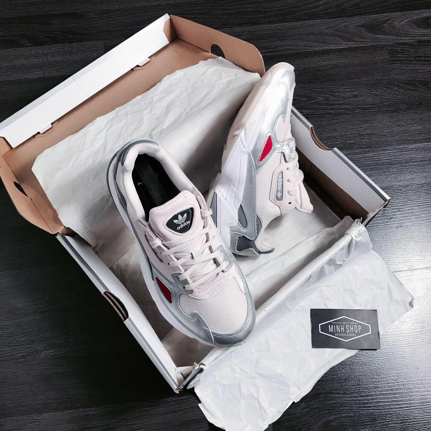 giày thể thao chính hãng, giày nike chính hãng, giày adidas chính hãng, giày newbalance chính hãng, giày converse chính hãng, giày puma chính hãng, giày vans chính hãng, giày asics chính hãng, giày everlast chính hãng, nước hoa chính hãng, ba lô, dép, dép quai ngang