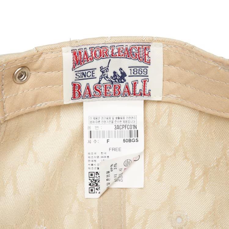 Giày thể thao, Balo thể thao, Nón thể thao, Thương hiệu giày nổi tiếng, Giày Adidas, Giày Nike, Balo Nike, Balo Adidas, Nón Nike, Nón Adidas