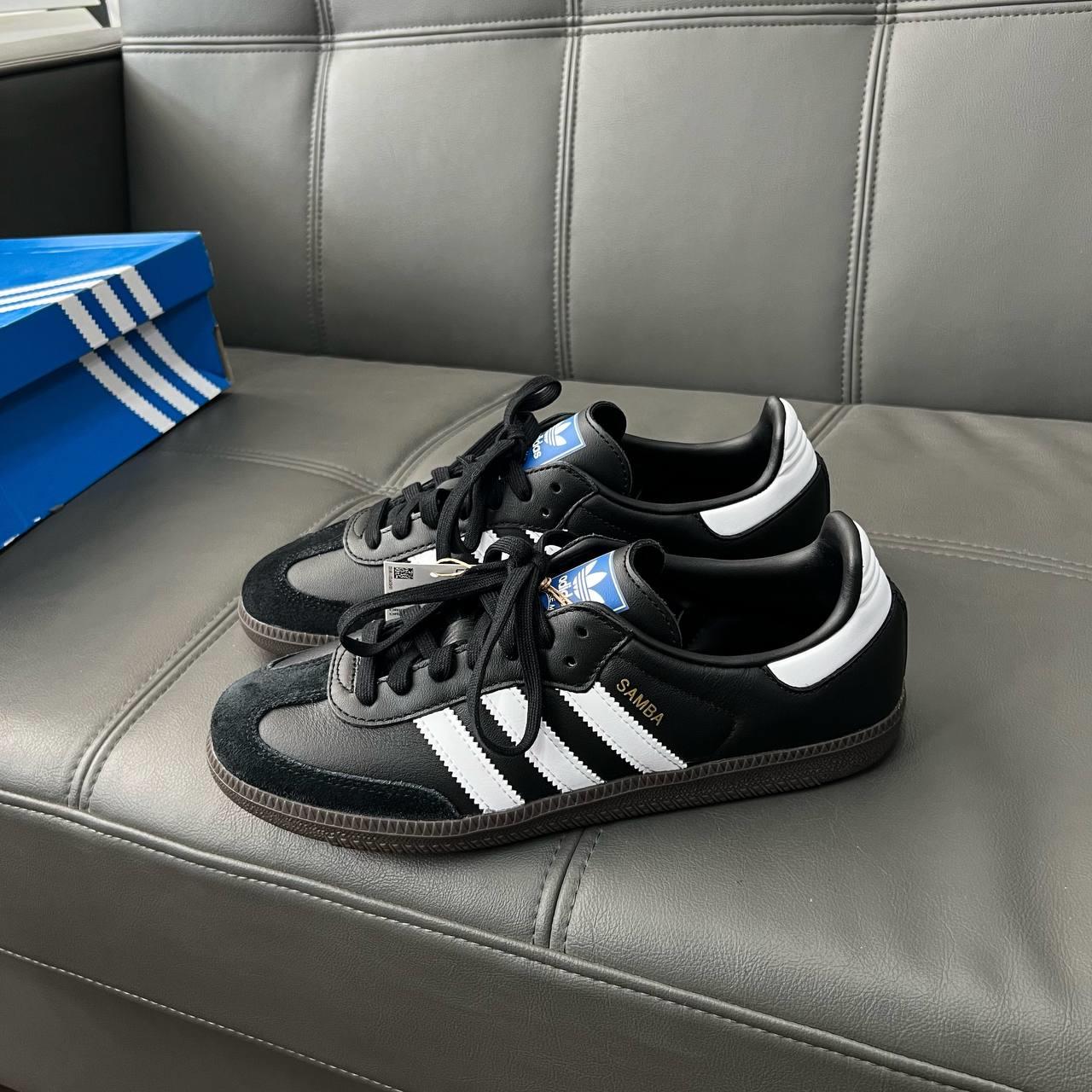 giày thể thao chính hãng, giày nike chính hãng, giày adidas chính hãng, giày newbalance chính hãng, giày converse chính hãng, giày puma chính hãng, giày vans chính hãng, giày asics chính hãng, giày everlast chính hãng, nước hoa chính hãng, ba lô, dép, dép quai ngang