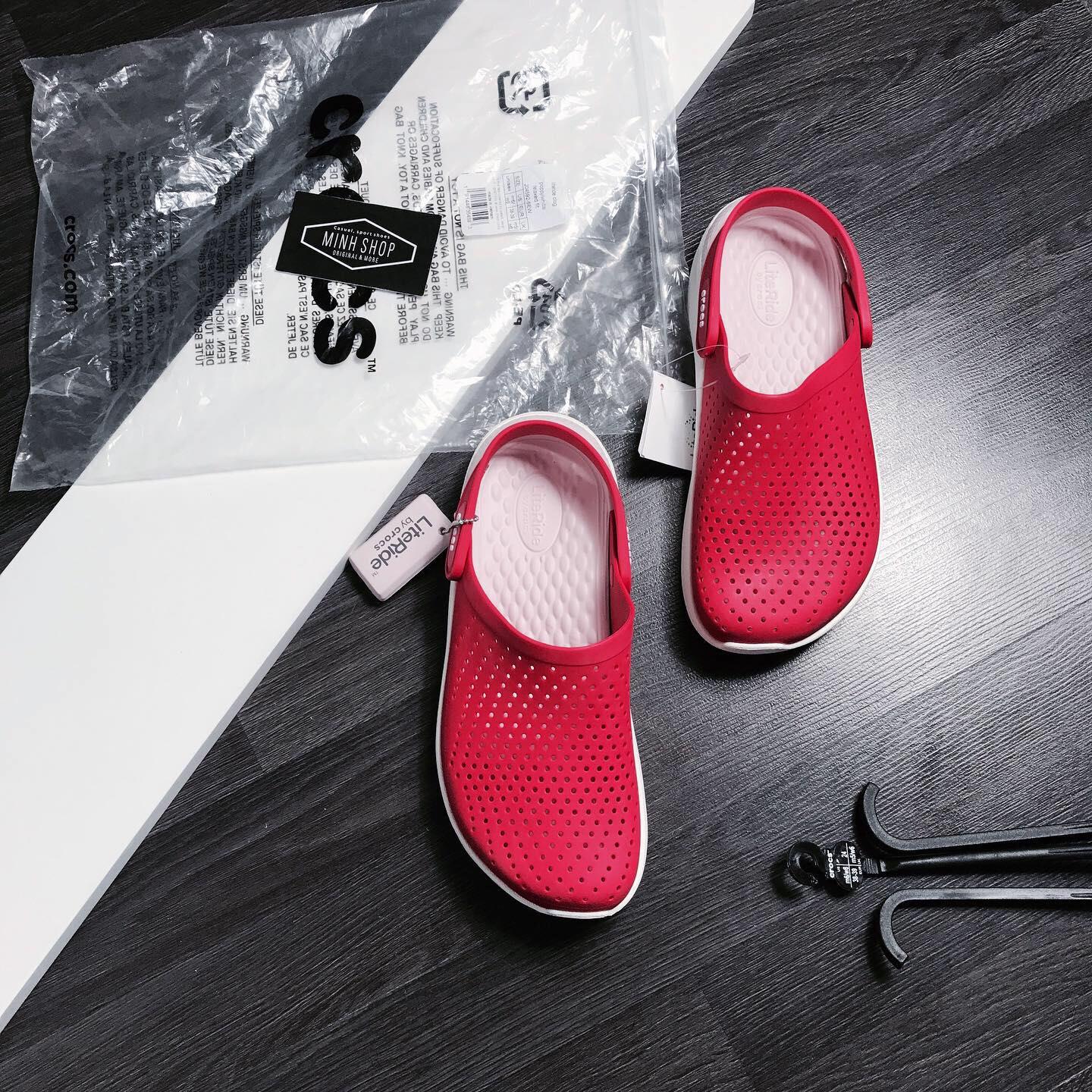 giày thể thao chính hãng, giày nike chính hãng, giày adidas chính hãng, giày newbalance chính hãng, giày converse chính hãng, giày puma chính hãng, giày vans chính hãng, giày asics chính hãng, giày everlast chính hãng, nước hoa chính hãng, ba lô, dép, dép quai ngang