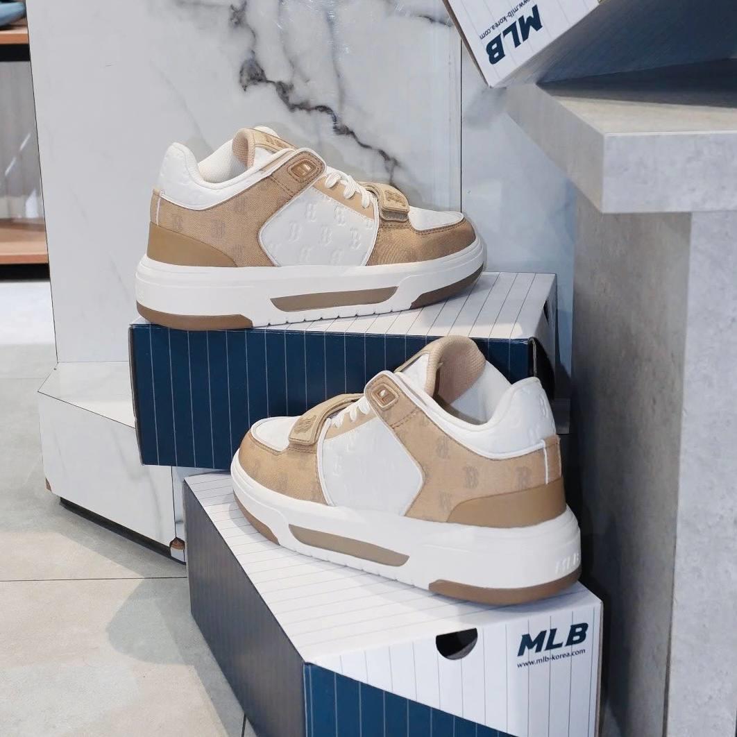 Giày thể thao, Balo thể thao, Nón thể thao, Thương hiệu giày nổi tiếng, Giày Adidas, Giày Nike, Balo Nike, Balo Adidas, Nón Nike, Nón Adidas