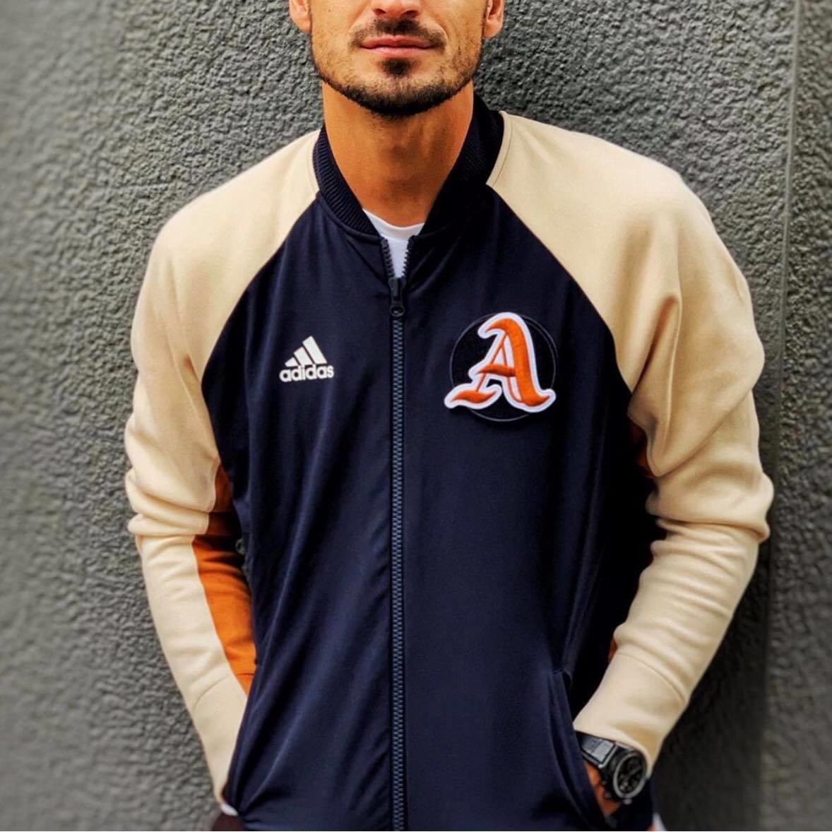 giày thể thao chính hãng, giày nike chính hãng, giày adidas chính hãng, giày newbalance chính hãng, giày converse chính hãng, giày puma chính hãng, giày vans chính hãng, giày asics chính hãng, giày everlast chính hãng, nước hoa chính hãng, ba lô, dép, dép quai ngang